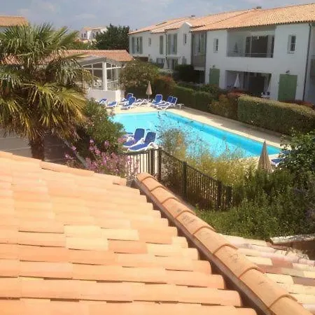 Apartmán La Jolie Brise En Re Dans Avec Piscine *